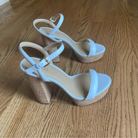 MICHAEL Michael Kors Minnie Platform Heels in size 7.5. - Picture 7 of 10
